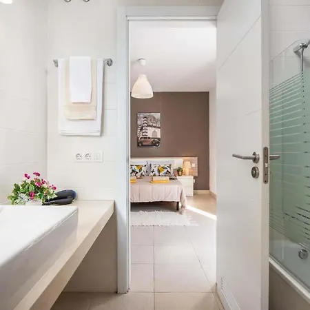 Playa De Fanabe Sleeps 8 With Pool Air Con And Wifi Villa *