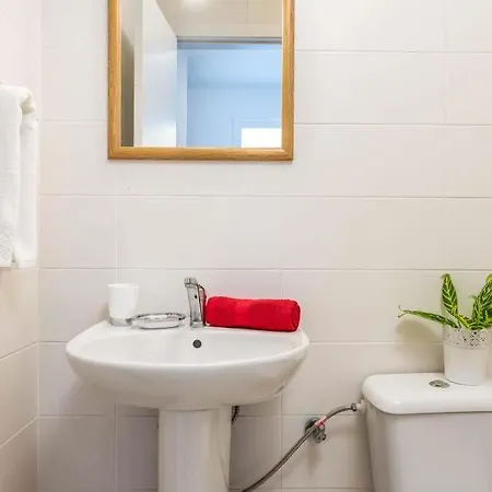 Villa Playa De Fanabe Sleeps 8 With Pool Air Con And Wifi Costa Adeje (Tenerife)